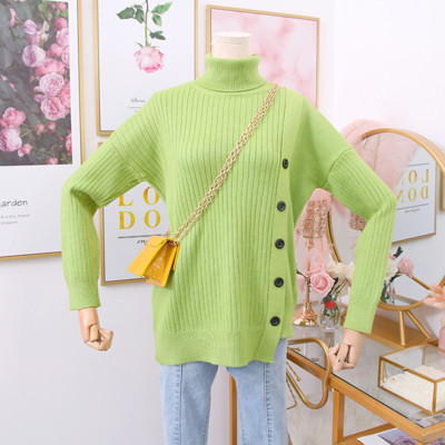 Modern női pulóver magas pólógallérral és gombokkal