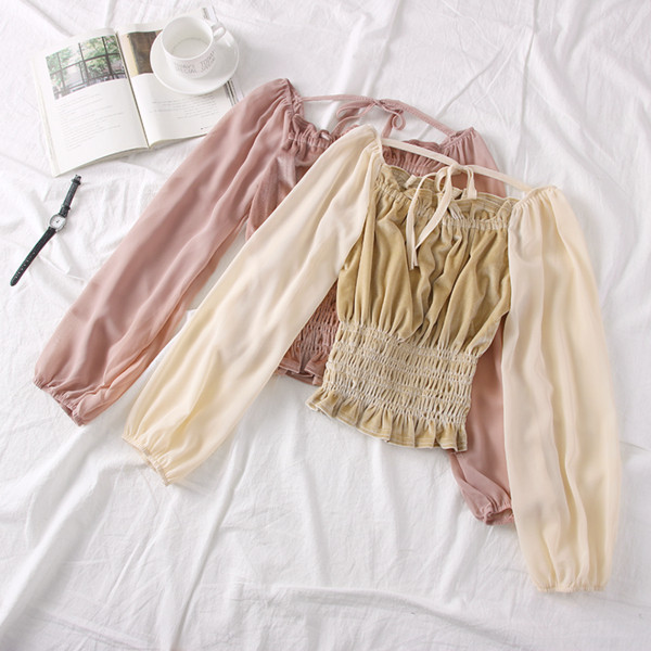 Μοντέρνα γυναικεία μπλούζα με  τετράγωνο ντεκολτέ από βελούδο και τούλι