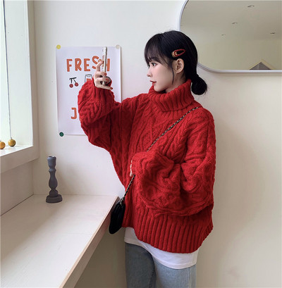 Női téli pulóver magas pólógallérral, széles modell piros, fehér és kék színben