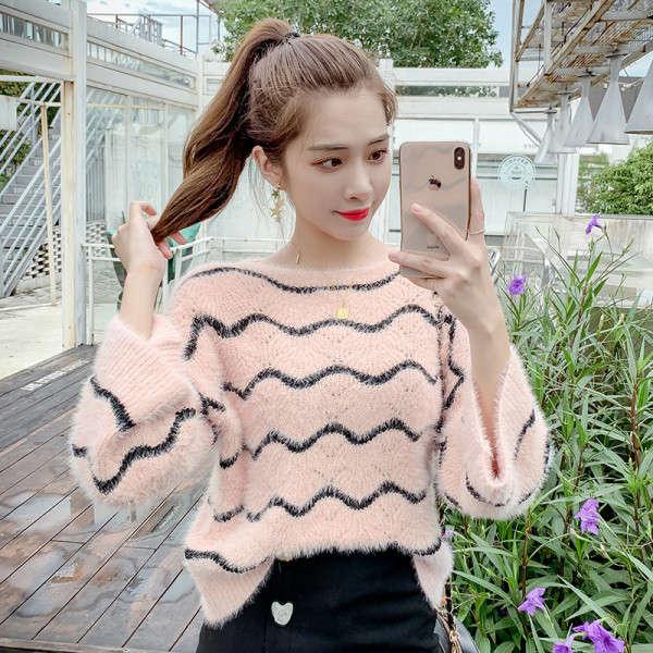 Női téli csíkos pulóver széles ujjú fehér, rózsaszín és kék színben