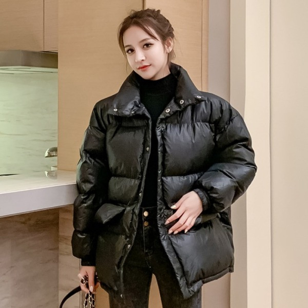 Új modell női téli kabát övvel és zsebekkel barna, fehér és fekete színben