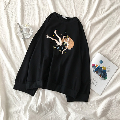 Női alkalmi blúz fehér és fekete színben, rátéttel és ovális nyakkivágással