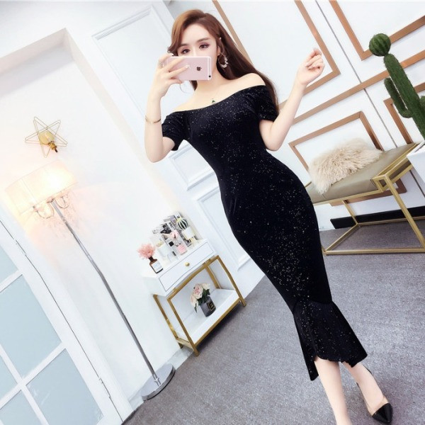 Modern női bársonyruha rövid ujjú, csupasz vállú, két színben