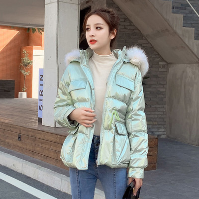 Modern női téli kabát kapucnival, zsebekkel és cipzárral három színben