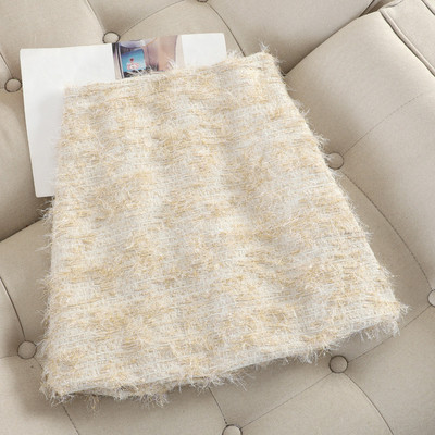 Λεπτό μοντέλο γυναικεία φούστα  φθινόπωρο-χειμώνα  με ψηλή μέση σε μαύρο και άσπρο φούστα