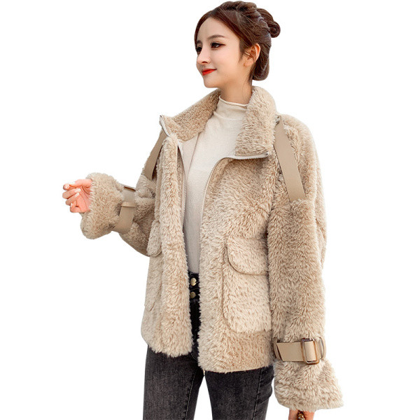 Új modell női télikabát zsebekkel és magas gallérral bézs, rózsaszín és barna színekben