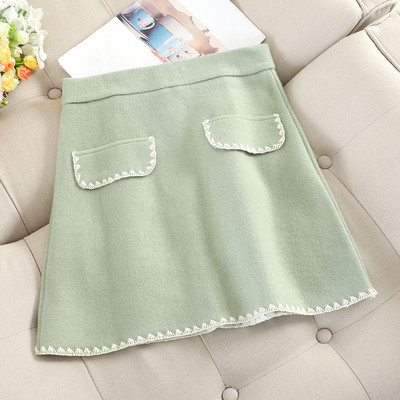 Χειμερινό γυναικείο φόρεμα με ψηλή μέση με πράσινο, μαύρο και καφέ χρώμα