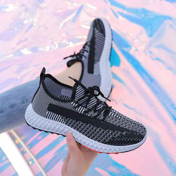 Γυναικεία αθλητικά casual  παπούτσια με ίσια σόλα σε μαύρο και ροζ χρώμα