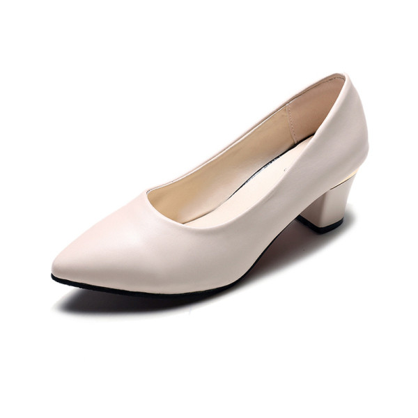 Bőr női cipő hegyes modell alacsony vastag sarkú fekete-fehér színben