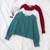 Modern női ing három színben négyzet alakú nyakkivágással és gombokkal