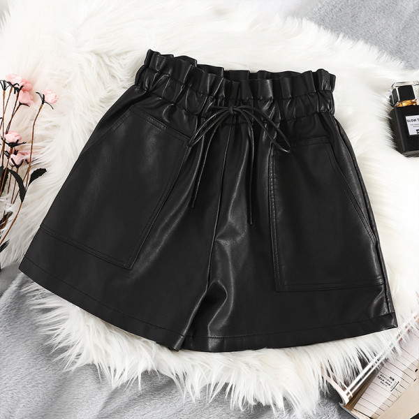 Μοντέρνα γυναικεία σορτσάκια από οικολογικό δέρμα με τσέπες