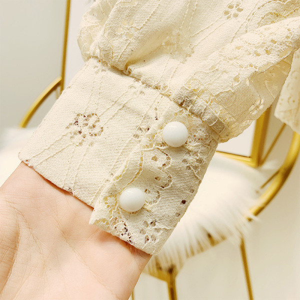 Női csipke ing puffos ujjakkal és pólógallérral fehér, bézs és fekete színben