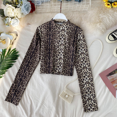 Modern női blúz magas pólógallérral, állatmintás, hosszú ujjú három színben