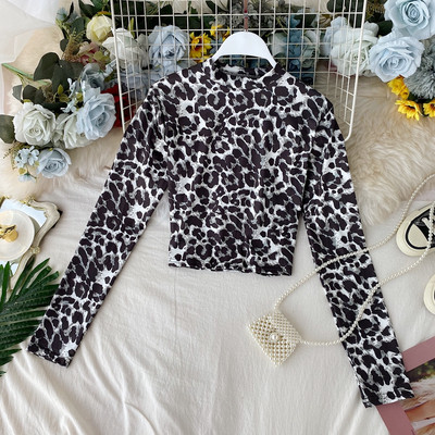 Modern női blúz magas pólógallérral, állatmintás, hosszú ujjú három színben