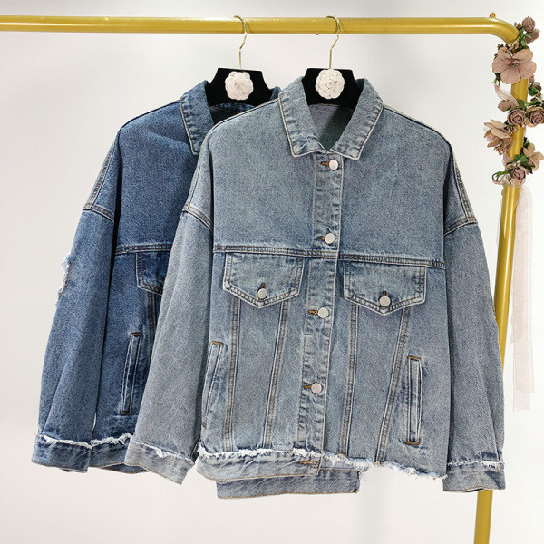 Női farmer aszimmetrikus kabát kék színben, gombokkal