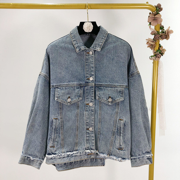 Női farmer aszimmetrikus kabát kék színben, gombokkal