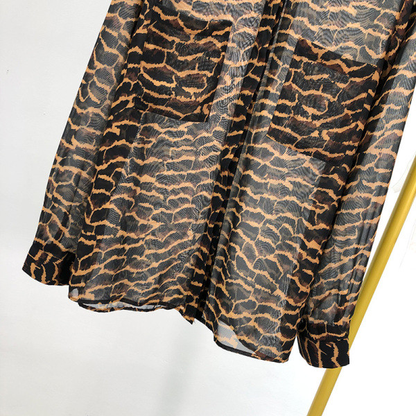 Cămașă de șifon de damă cu imprimeu animal