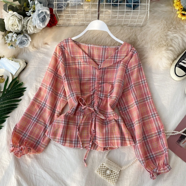 Cămașă de damă în carouri cu decolteu spitz și panglică în mai multe culori