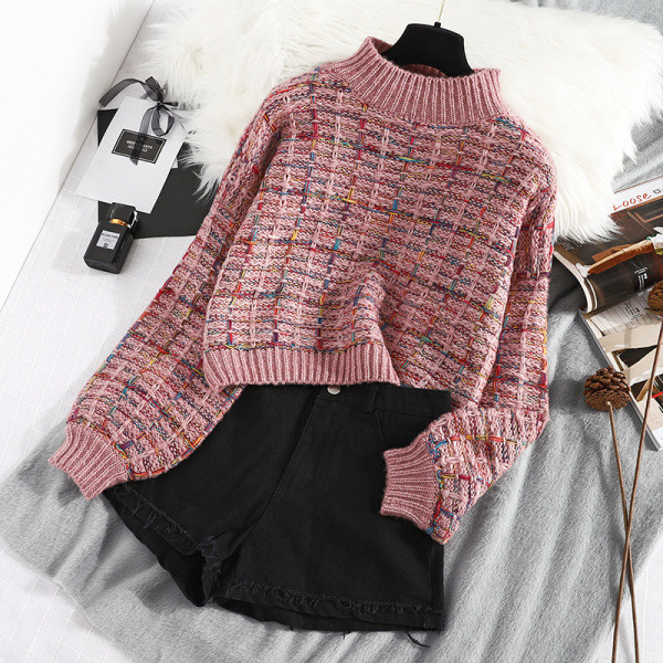 Női kockás pulóver pólógallérral, fekete, bézs, rózsaszín és szürke színben