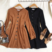 Rochie moderna de dama in trei culori cu decolteu in V si nasturi