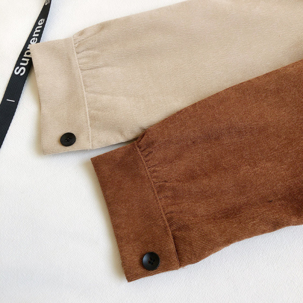 Rochie moderna de dama in trei culori cu decolteu in V si nasturi