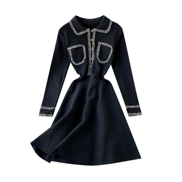 Rochie de dama tricotata cu guler si buzunare in negru