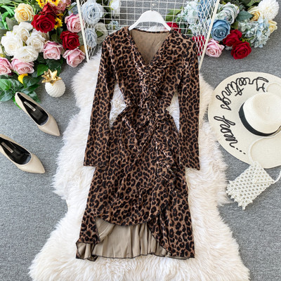 Rochie de dama cu maneci lungi, decolteu spitz si model animal in patru culori