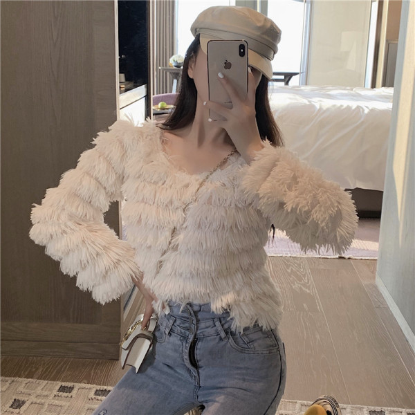 Aktuális női pehelypulóver kerek nyakkivágással, sárga és fehér színben