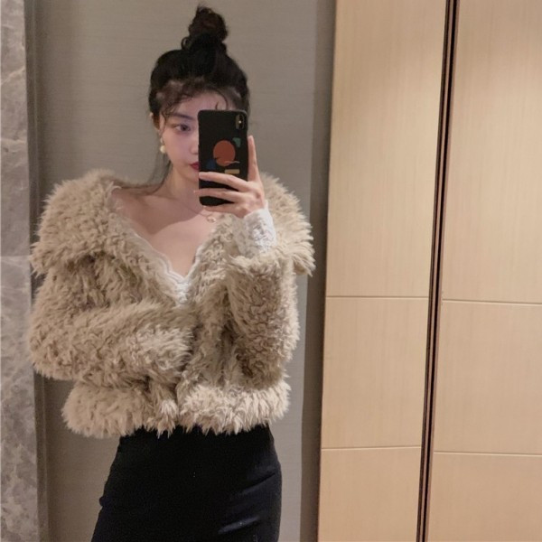 Rövid pehelykabát rózsaszín és bézs színben