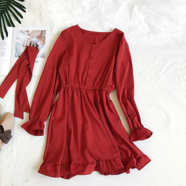 Stílusos női ruha négy színben, gombokkal és V-nyakkal