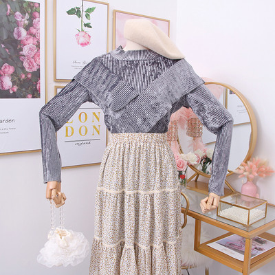 Női blúz alacsony bársony gallérral több színben