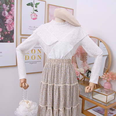 Női blúz alacsony bársony gallérral több színben