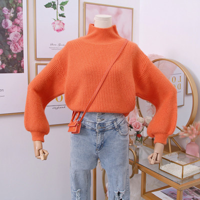 Pulover de dama potrivit pentru iarna cu guler inalt in culorile alb, albastru, negru si portocaliu