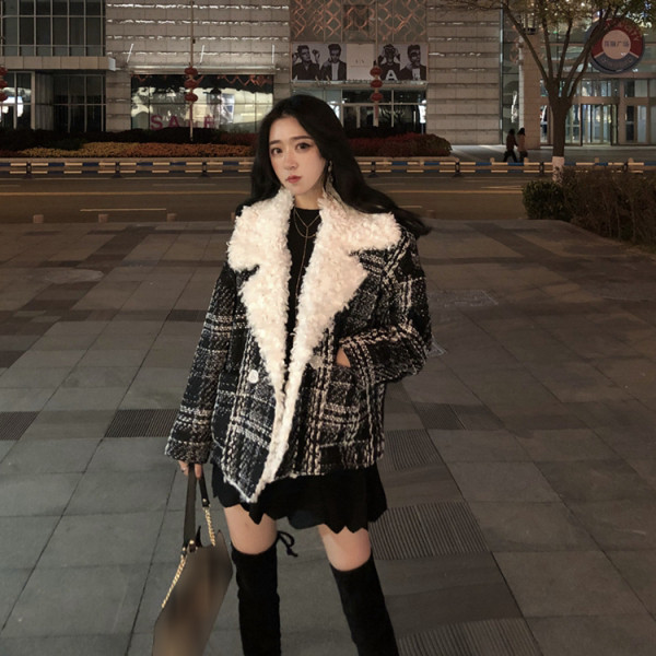 Női őszi-téli kockás kabát puha béléssel