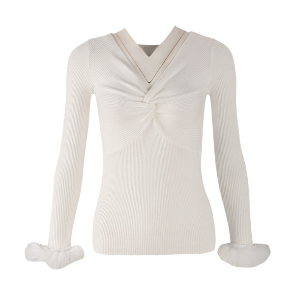 Bluză de damă cu puf pe mâneci și decolteu spitz alb-negru - alb-negru