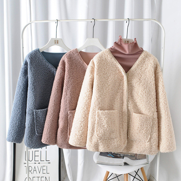 Palton de puf de damă modern cu buzunare și mâneci lungi în trei culori