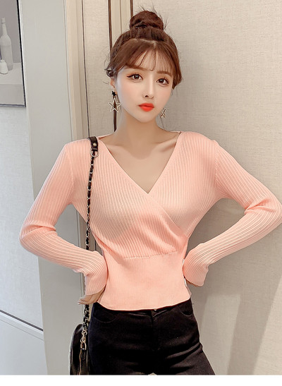 Női blúz öt színben, V-nyakú és hosszú ujjú