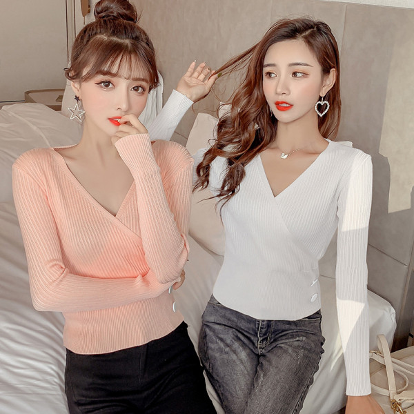 Női blúz öt színben, V-nyakú és hosszú ujjú