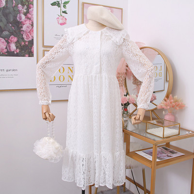 Női csipkeruha két részből, hosszú ujjú gombokkal - szabású modell