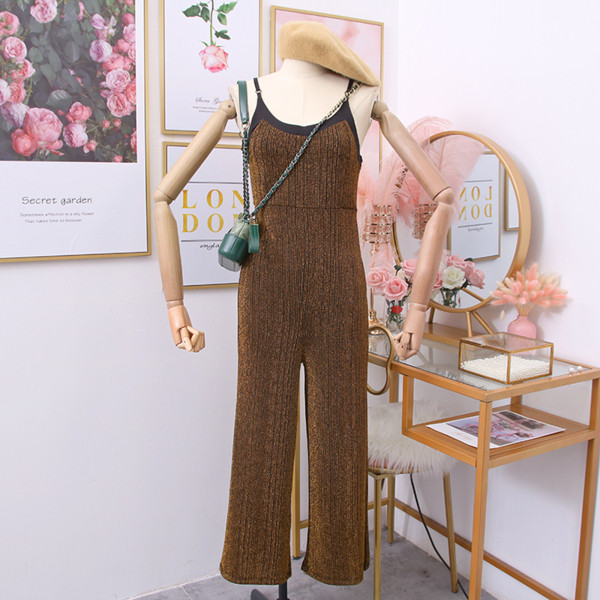 Salopetă modernă de damă cu bretele subțiri în auriu, argintiu și negru