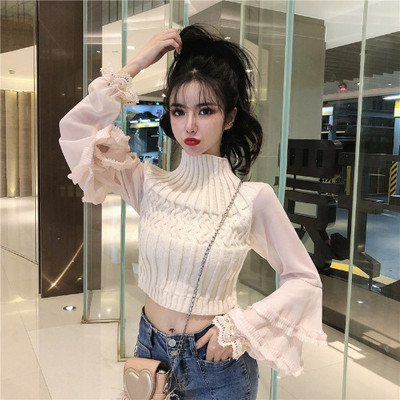 Aktuális női blúz magas pólógallérral és lótusz ujjakkal