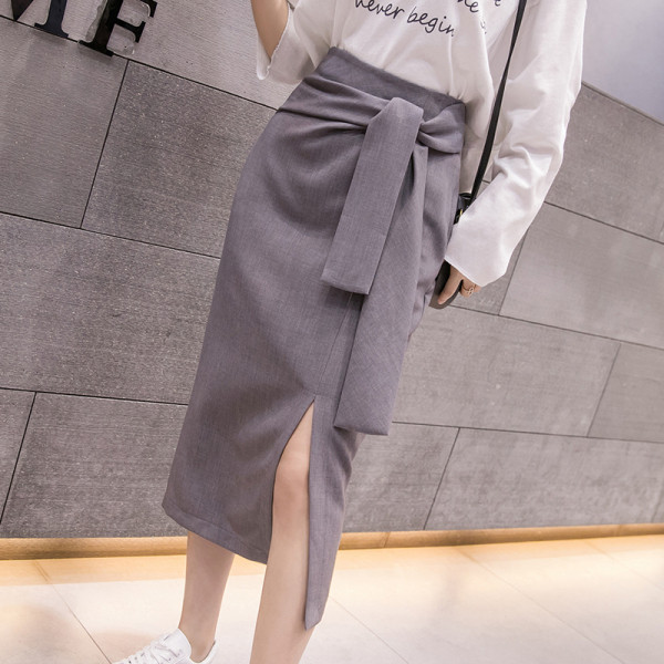 Modern női szoknya három színben, magas derékkal és hasítékkal