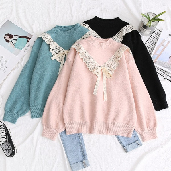 Női pulóver kerek nyakkivágással és csipkével rózsaszín, fekete és kék színben