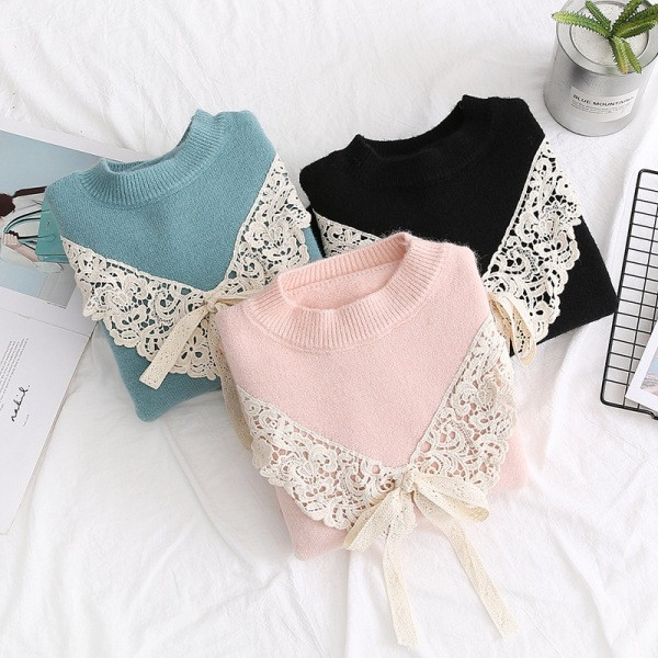 Női pulóver kerek nyakkivágással és csipkével rózsaszín, fekete és kék színben