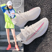 Alkalmi női tornacipő lapos talppal fehér, fekete és rózsaszín színben