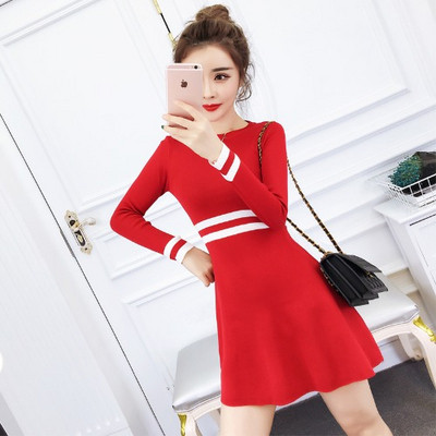 Rochie de dama modern croiala cu maneci lungi de culoare neagra