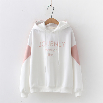 Női pulóver kapucnival és fehér mintával