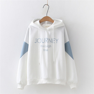 Női pulóver kapucnival és fehér mintával