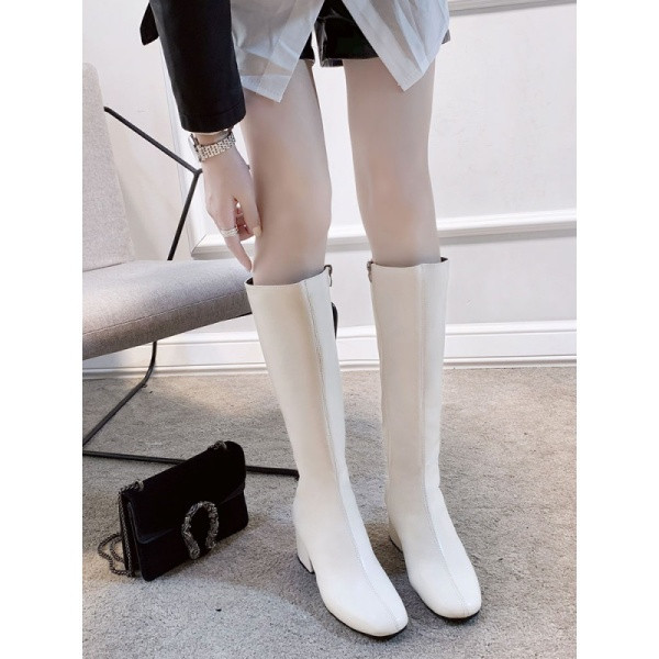 Hosszú eko bőr csizma cipzárral fehér és fekete színben