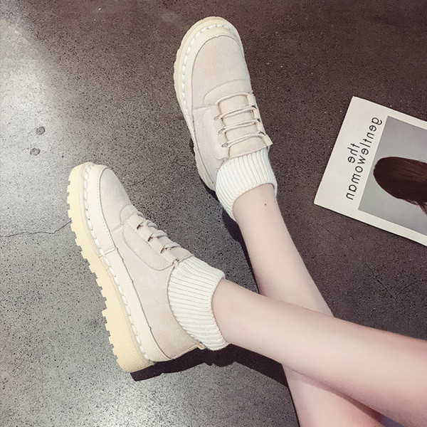 Női alkalmi cipő, lapos talppal, eco velúrból bézs, barna és fekete színben